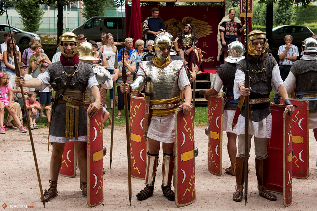 French Roman reenactment event: Autun - In Aciem